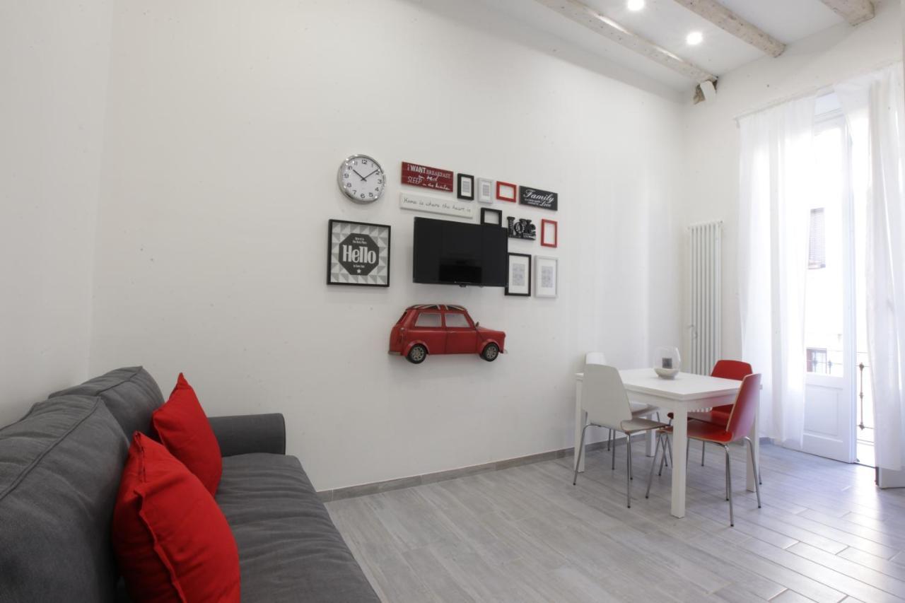 Amazing Apartment In City Center With Balcony Milano Exterior foto