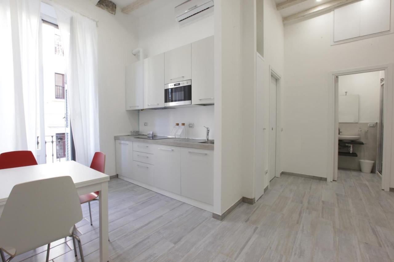 Amazing Apartment In City Center With Balcony Milano Exterior foto