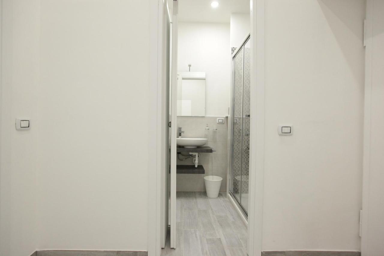 Amazing Apartment In City Center With Balcony Milano Exterior foto