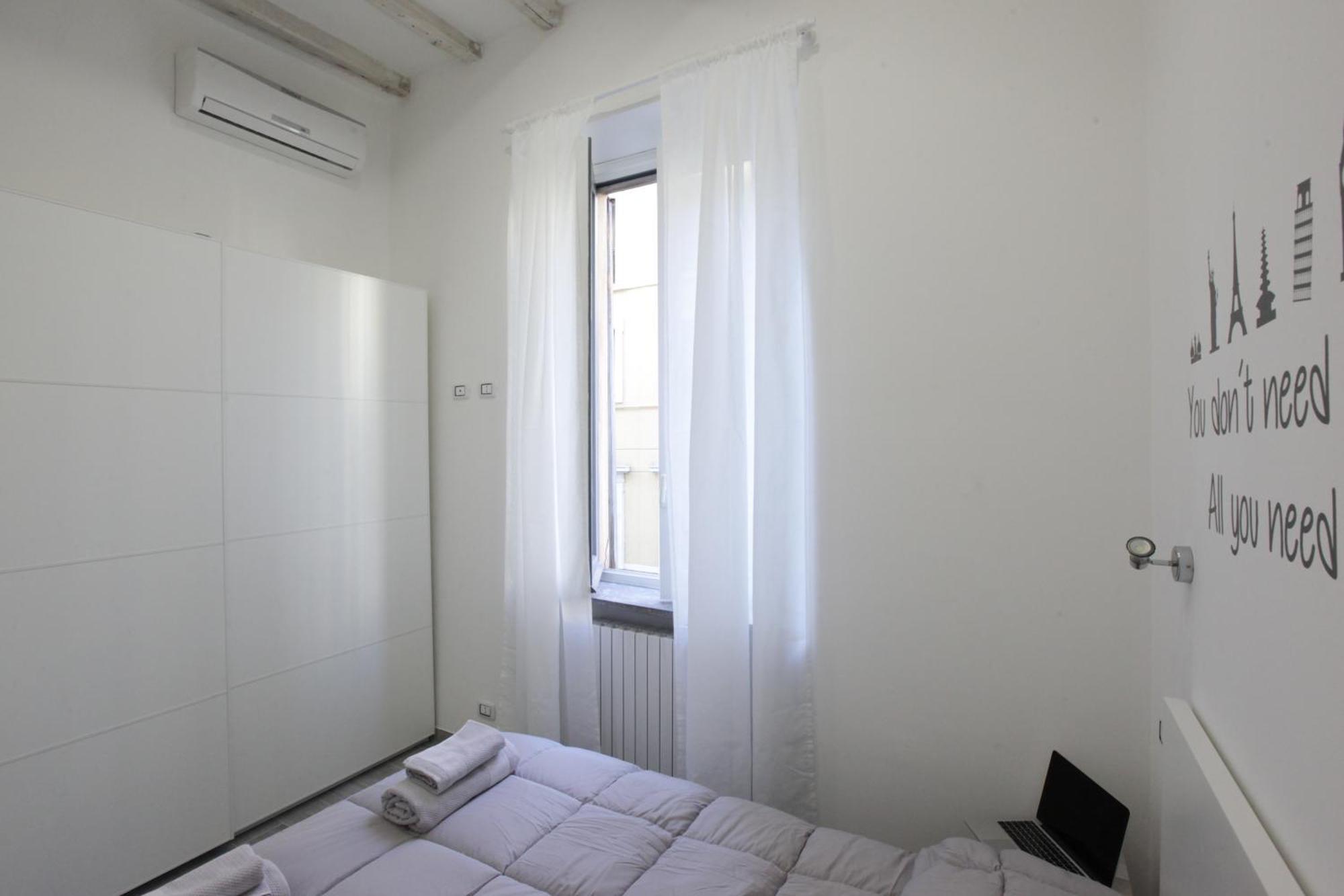 Amazing Apartment In City Center With Balcony Milano Exterior foto